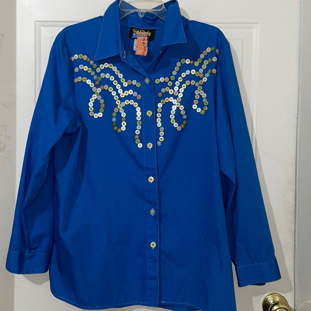 Vintage Bob Mackie button down. Button embellishment, L.